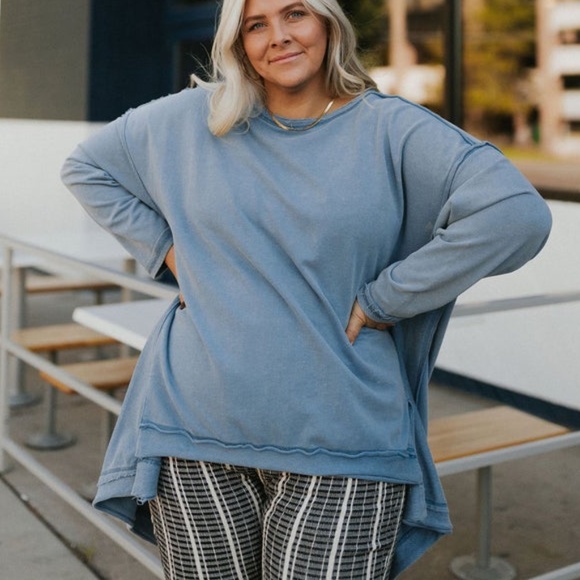 NWT Size Medium Free People Inspired Sweatshirt Tunic Top - Picture 1 of 4